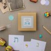 קופסת כרטיסים למילוי | המשפחה שלנו מא' ועד ת' | נעמה מגשימת מתנות
